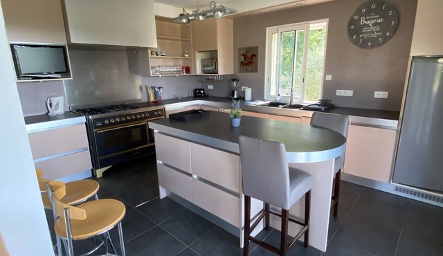 Maison sur les Hauteurs de Saint Cyprien