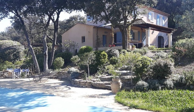 Maison sur la Colline, Lagnes Proche de Gordes et Lisle sur la Sorgue