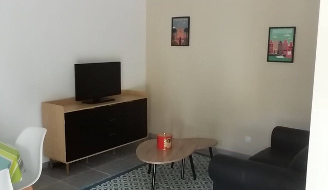 Maison T 1 sur terrain au calme à la campagne dans les vignobles du cognac