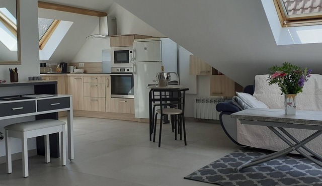 Maison T2 Meuble Confort Avec SA Grande Terrasse Independant