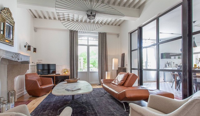 Maison TANDEM - Art & Design Bed and Breakfast in the heart of Cluny