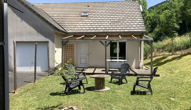 Maison Thiezac Climatisé Proche de la Station du Lioran