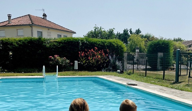 Maison Toile Moss - Luxury vacation home with pool in the Dordogne! Up to 6 people