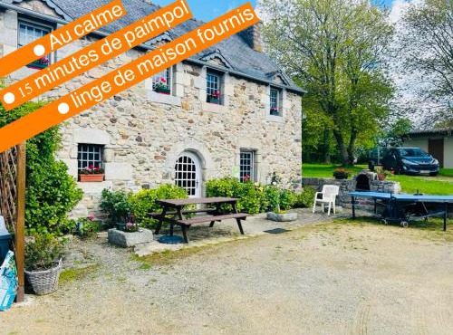 Maison traditionnelle bretonne proche de la mer