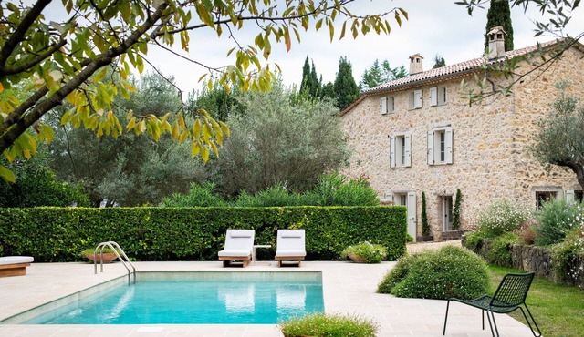 Maison Véronique – 7BR/7 bathroom Luxury Provençal Stone Estate/2 heated Pools