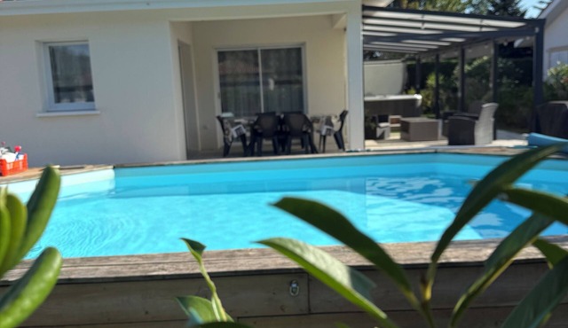 Maison Villa 6 Personnes Jacuzzi Privé Calme 3km Plage Labenne, 500 m Commerce