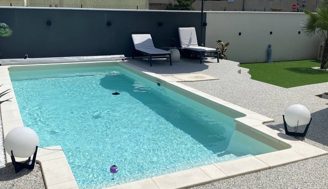 Maison villa moderne piscine Avignon