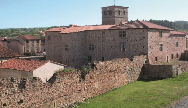 Maisonclos de murs campagne