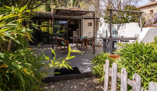 MAISONETTE IN THE VERDURE VIEW ON THE HILLS