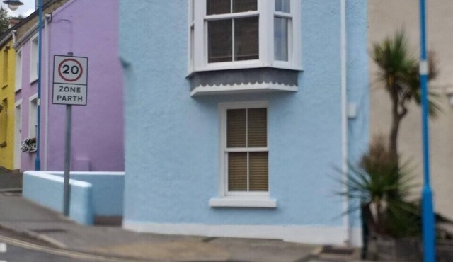 Maisonette in Saundersfoot - just 100yds from Saundersfoot's Blue Flag Beach.