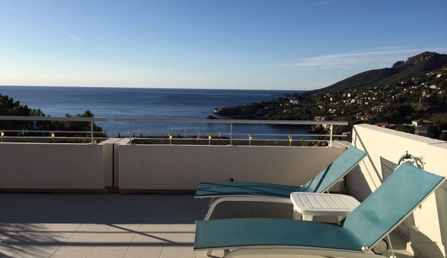 Maisonette Near Thèoule-Sur-Mer With Lovely Sea Views