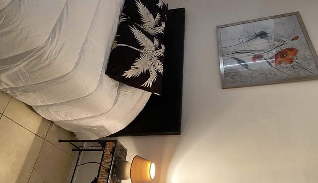 Maisonette with 100m2 garden not overlooked and a private parking space