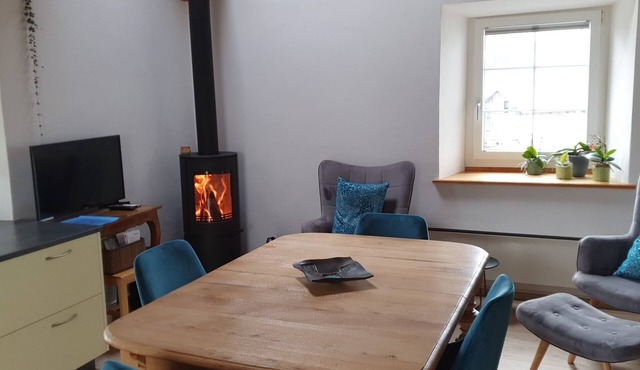 Maisonette with terrace and carport