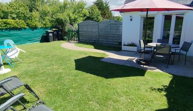 Maisonnette 1Km from beaches and shops for 4 people. Pets welcome