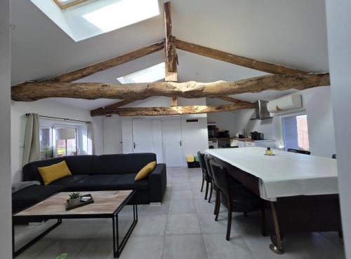 Maisonnette 2 chambres avec Wi-Fi entre Nantes et Pornic in Brains