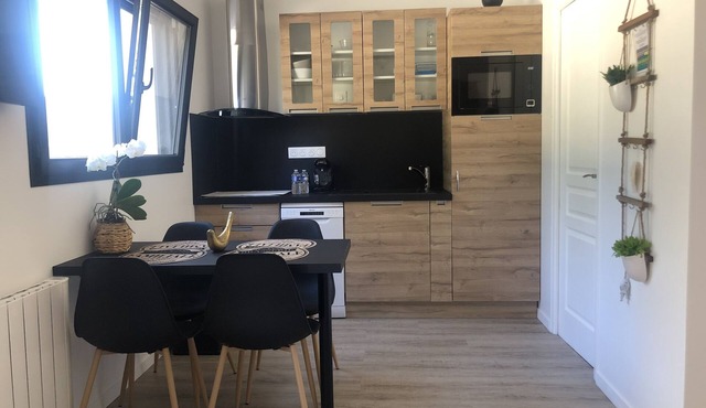 Maisonnette-2 with terrace 100m from the beach