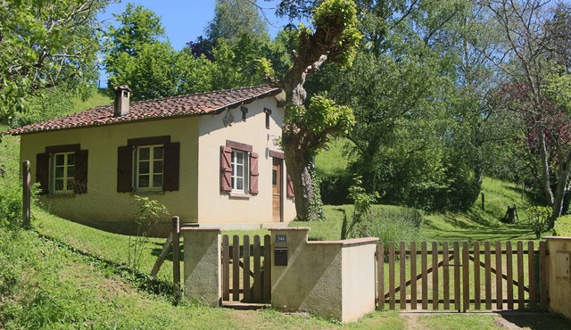 Maisonnette au Calme. Idéale en Famille ou Entre Amis. Animaux Acceptés!