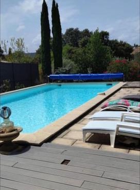 Maisonnette avec grande terrasse