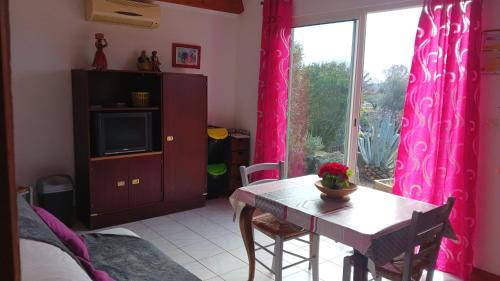 Maisonnette avec jardin