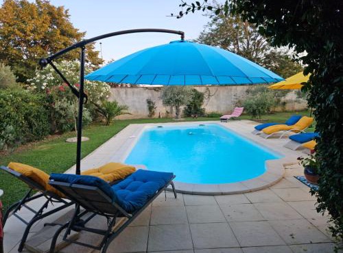 maisonnette avec piscine la picholine