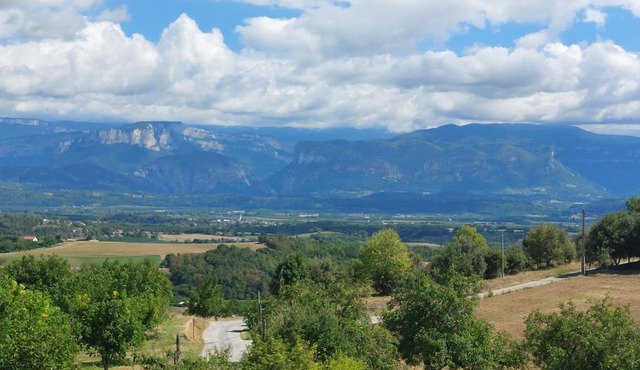 Maisonnette campagnarde avec vue sur Vercors