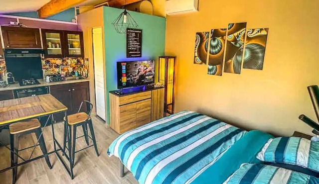 Maisonnette Clim Piscine Jacuzzi