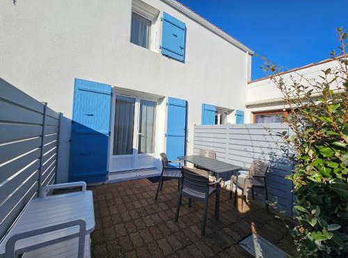 Maisonnette ensoleillée près de la plage pour 4 pers. à La Faute-sur-Mer - FR-1-476-21