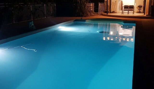 Maisonnette la Charline Direct sur Piscine et Proche de la mer