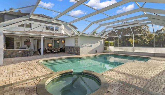 Majestic 3-Acre Heated Pool Estate ~ Scenic View ~ Events