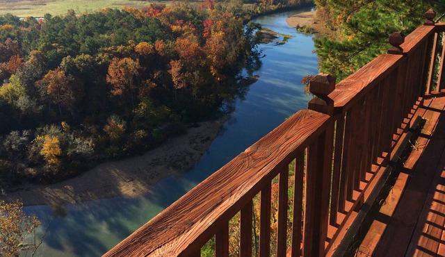 Majestic Lodge In Flint Ridge Resort Overlooking The Illinois River