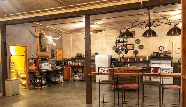 Majestic Mountain Ranch Idaho City's family size bunk cabin.