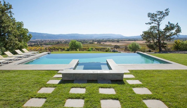 Majestic Ranch Overlooking Acres of Vineyards