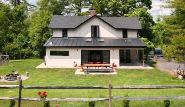 Majestic Restored Farmhouse High Falls