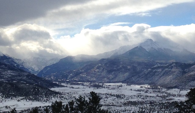 Majestic San Juan, Cimmaron, Ouray Valley Views - Cozy, Secluded perch