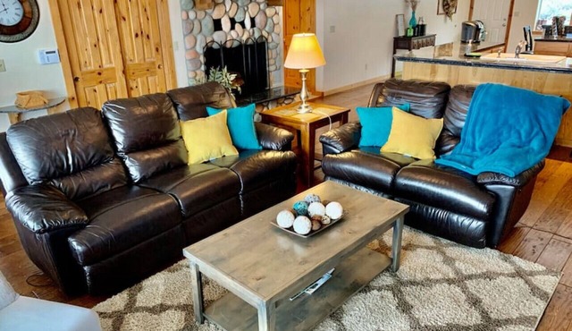 Majestic Views Overlooking Lake Cascade w/acreage