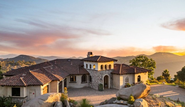 Majestic Vista View Villa in Escondido Exclusive Gated Community