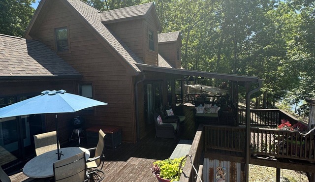 Majestic Waters is a Lake Front home on Table Rock Lake proximity to Branson