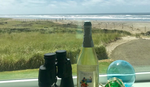 Make a SurReel Cocktail - 1 part water + 1 part sand + 2 parts GREAT VIEW