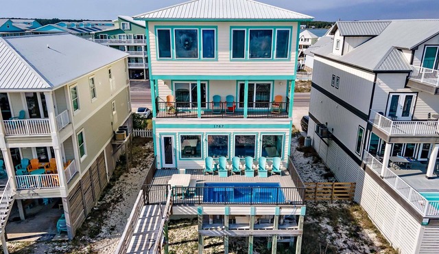 Make Memories at Yassy House on West Beach Private heated pool by Prickett Properties