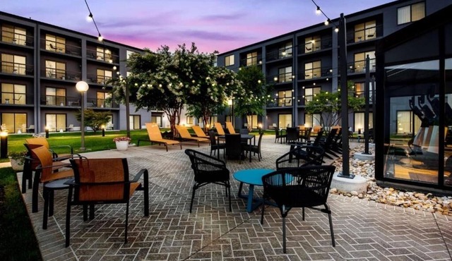 Make Your Trip More Enjoyable! 3 Posh Units, Close to African American Museum