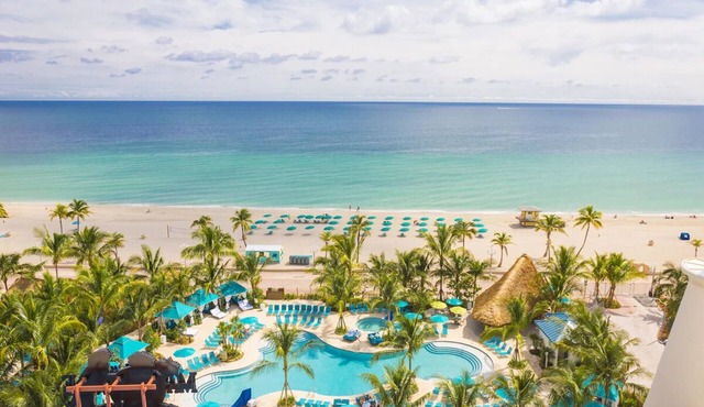 Make Your Trip More Enjoyable! 2 Relaxing Units, Pets Are Welcome, Pool, Beach!