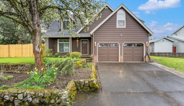 Make Yourself at Home, But Better - Sleeps 10