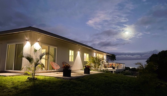 Makia View House/3Bed + 2 Bath/Ocean Views