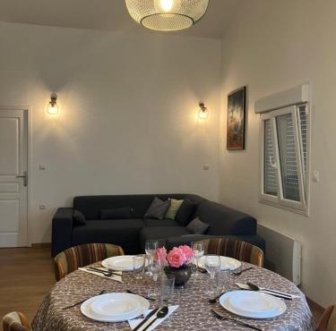 Makivka - A 5 min de Cognac - Maison entière avec 2 chambres