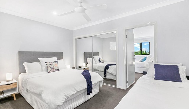 Mala Retreat Sleeps 7, Two Bedrooms & Ensuites