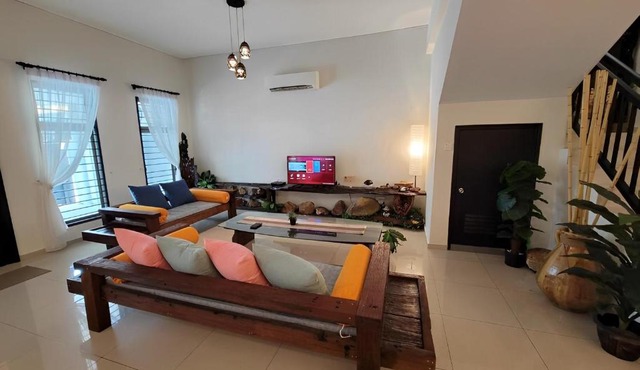 Malacca City Center Town House by 360HOME