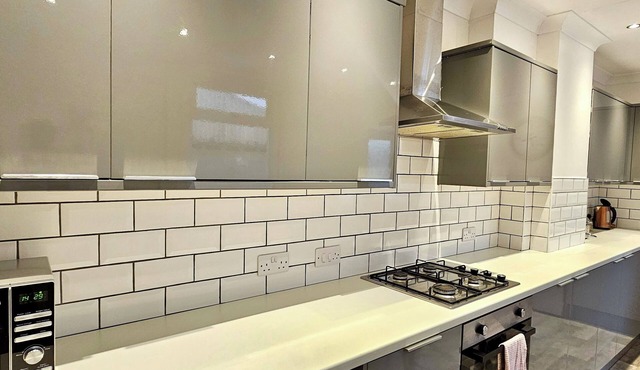 Malefant Street by Switchback Stays