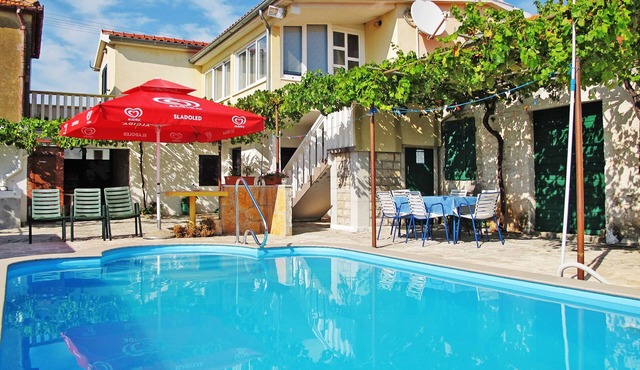 Mali Ive by Interhome