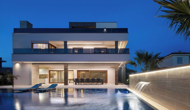 Malibu Royal