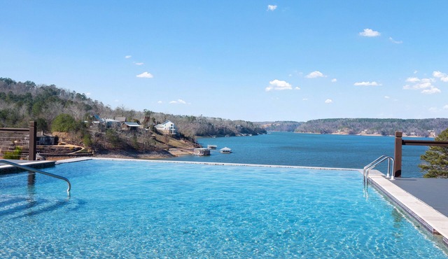 Mallard Pointe 100: 3 BR, 3 BA House in Cullman, Sleeps 8